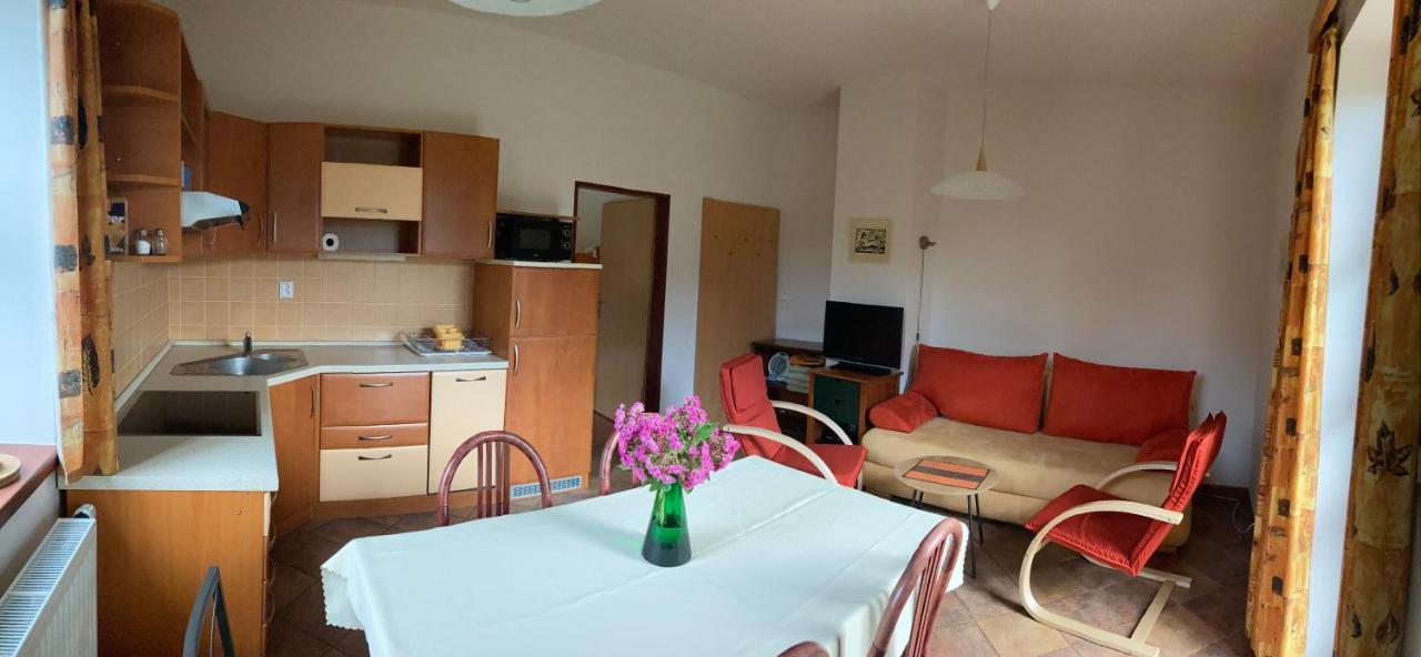 Apartman V Hajich Malá Skála Bagian luar foto